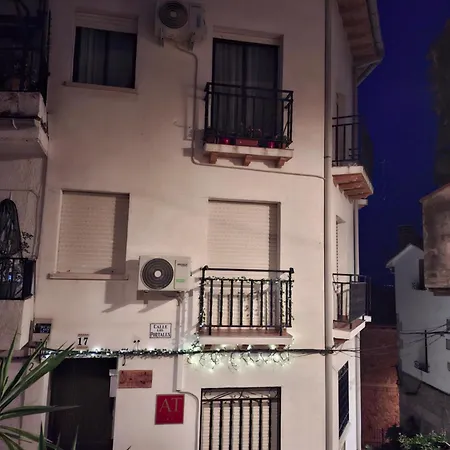 El Portal De Beni Apartment