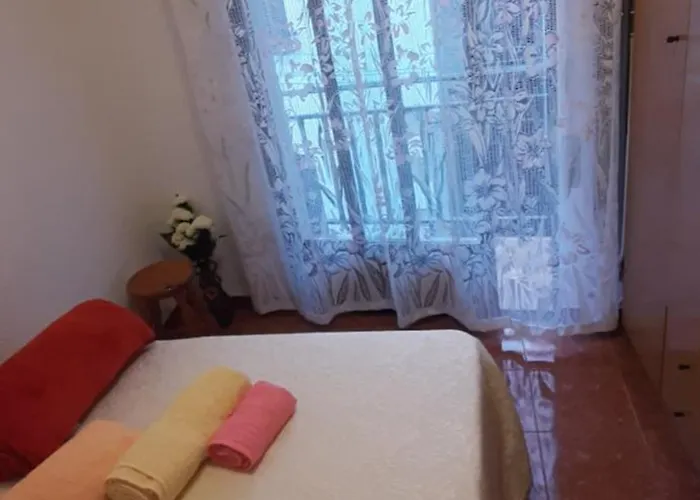 El Portal De Beni * Pedro Bernardo